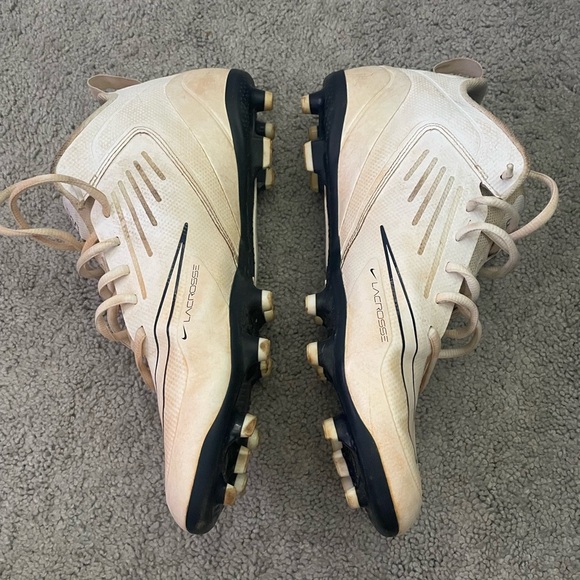 Nike Huarache Lacrosse Cleats - Picture 2 of 6